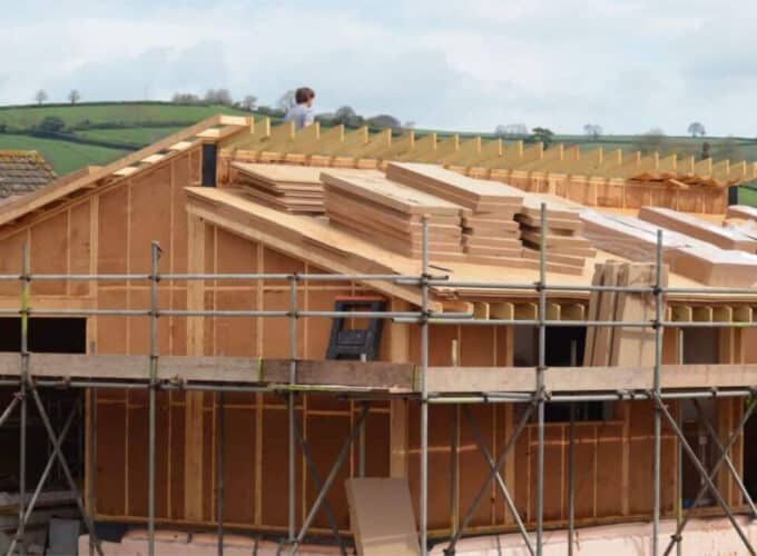 Wood fibre insulation on a building