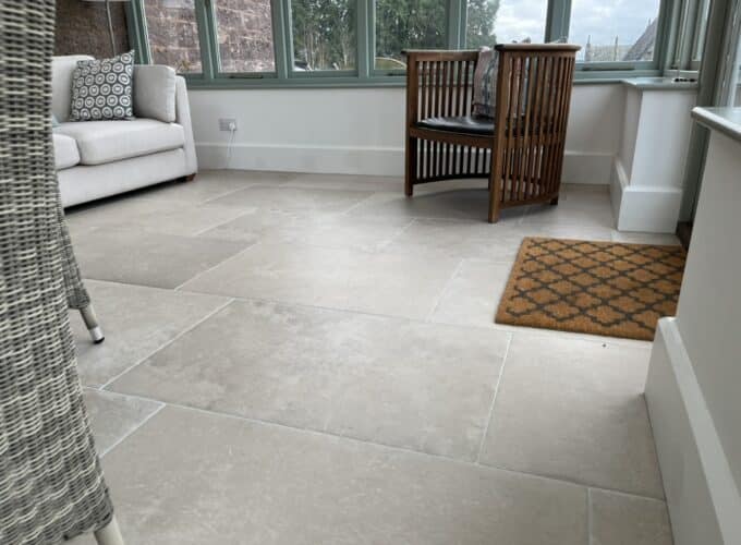 Underfloor heating warming floor surface